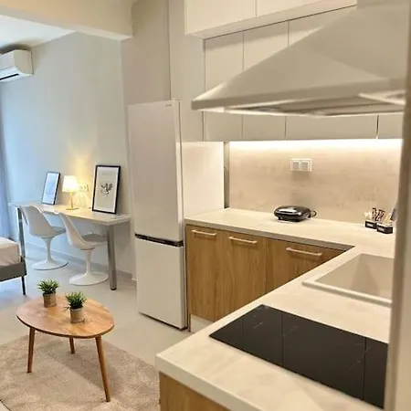 Apartment Lovely By Thesbnb *