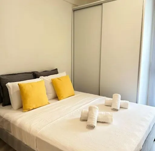 Apartamento Lovely By Thesbnb